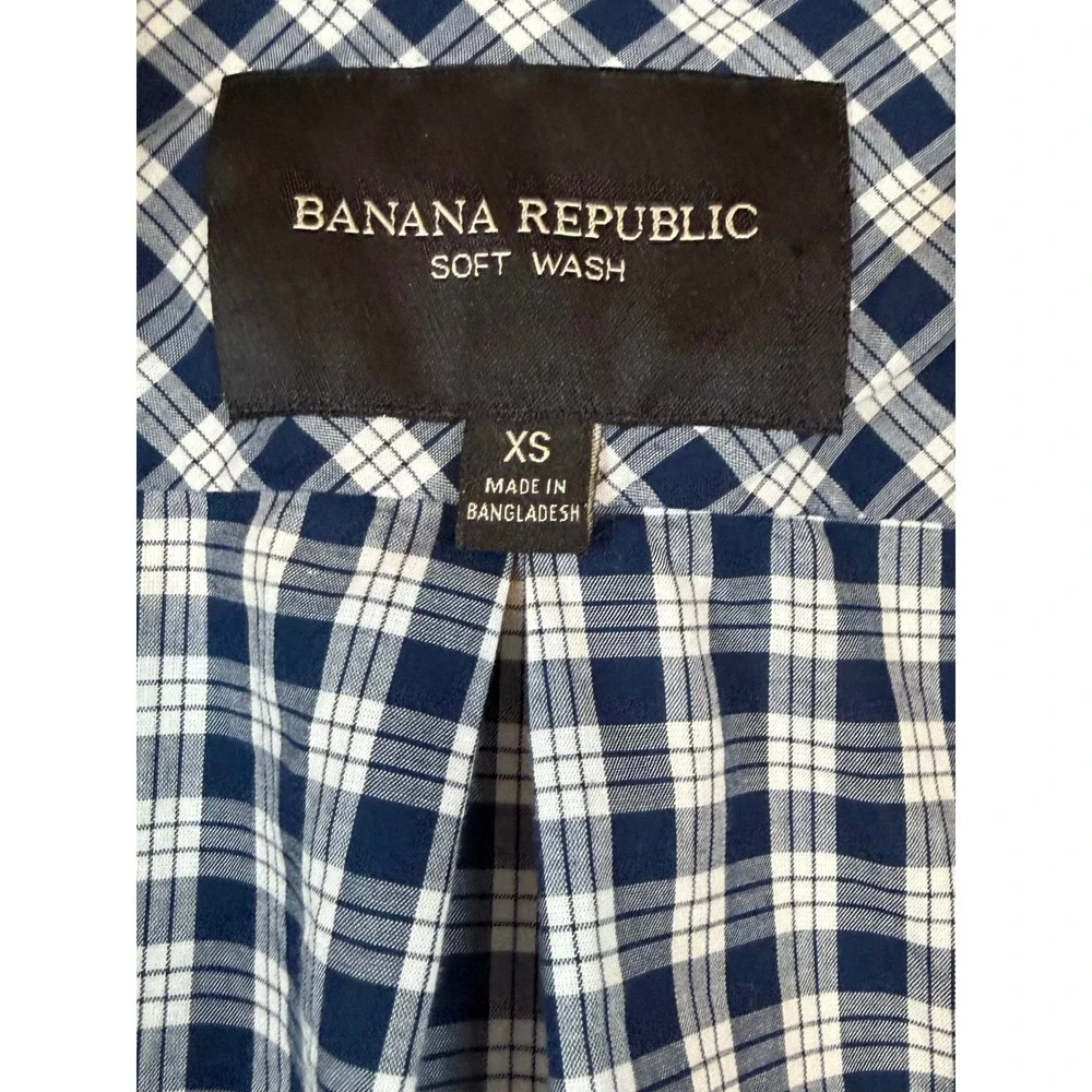 Banana Republic Soft Wash Mens XS Navy White Plaid Cotton Button Down Shirt Prep